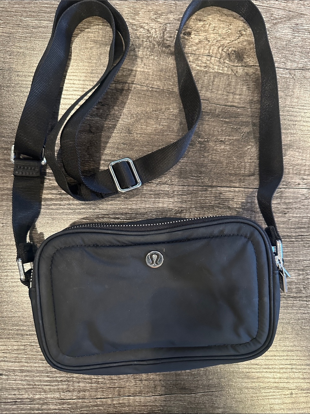lululemon Camera II Black Adjustable Strap Crossbody Bag